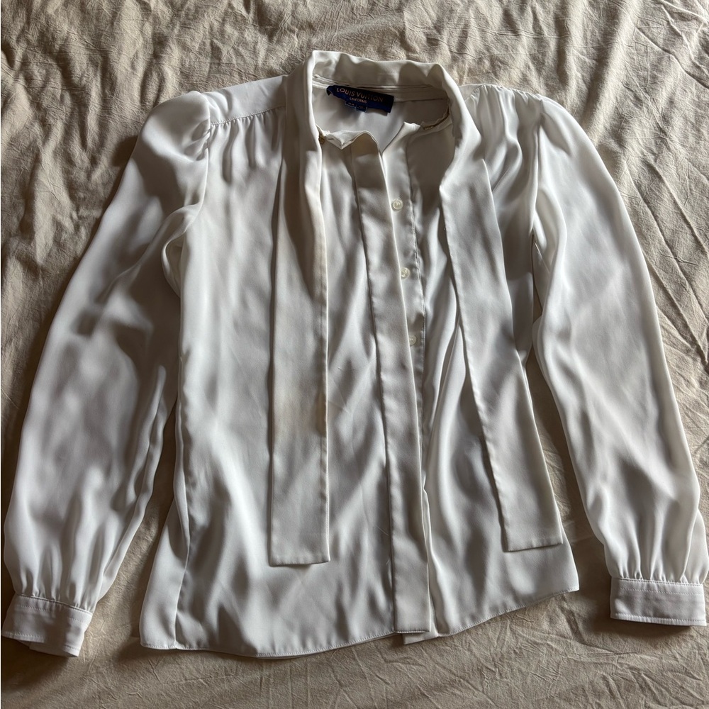 Louis Vuitton Elegant Cream Blouse